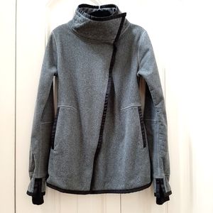 Ivivva Big Business Wrap